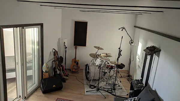 Studio 4